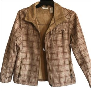Izod Women’s Jacket plaid Sherpa lined tan zip up